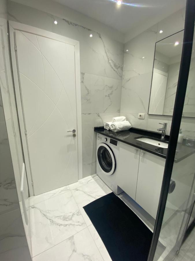 Tirana New Bazaar-Apartment 1 Екстериор снимка